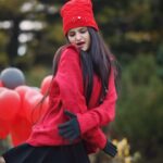 Saniya Shaikh Instagram - Merry Christmas 🎄 𝐋𝐈𝐊𝐄, 𝐂𝐎𝐌𝐌𝐄𝐍𝐓𝐒, 𝐒𝐇𝐀𝐑𝐄 #sanulove#sanufam#viralvideos #fyp #viralpost #beauty #kerala #picoftheday #christmasdecor #art #cute #mumbai #funny #onlineshopping #foryoupage #chritmas #fashionblogger #youtube #meme #trendy #nature #tamil #lifestyle #life #photoshoot #merrychristmas #new #motivation #funnymemes #love