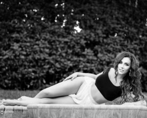 Santana Garrett Instagram - ME. 💛✨

📸 @illite.fotos 
#SantanaGarrett #girl #woman #potd #ootd #ig #instagood