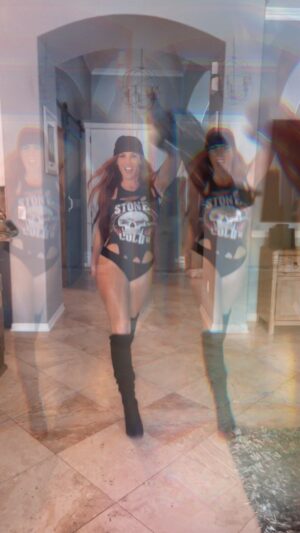 Santana Garrett Instagram - FAVORITE wrestler of ALL time: @steveaustinbsr #StoneCold #Austin316 #wrestler #reel

YOUR TURN! ⬇️⬇️⬇️