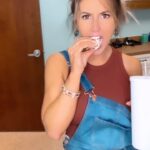 Santana Garrett Instagram - Hey.. It’s #NationalSandwichDay 🥪 [SOUND ON] Some people just don’t get it. 😂🤪 Also, don’t tell my boss (my husband) I wore jeans to the office today..🤫😏 #ourlittlesecret #rebel #howshegonnaknow #foodie #ilovefood #orlando #winterpark #lakemary #reels
