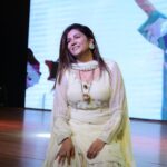 Sapna Choudhary Instagram - चिट्टे सूट ते ☺️ Wearing @ratnavati_collection09 #sapnachaudhary #desiqueen #haryana #positivevibes #thankgodforeverything
