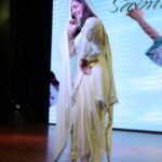 Sapna Choudhary Instagram - चिट्टे सूट ते ☺️ Wearing @ratnavati_collection09 #sapnachaudhary #desiqueen #haryana #positivevibes #thankgodforeverything