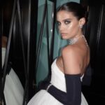 Sara Sampaio Instagram – Ready for the @britishfashioncouncil awards. Wearing @richardquinn and @swarovski styled by @aryehlappin @smartwater @the22.london The Twenty Two