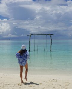 Sara Sampaio Instagram - Paradise 🏝️🤿 @novamaldives Nova Maldives