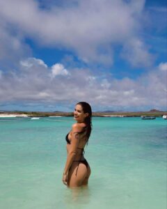 Sara Sampaio Instagram - Magical 🥹 San Cristóbal, Galapagos, Ecuador