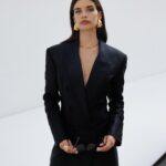 Sara Sampaio Instagram - Can’t get over this @zimmermann look 😍😎 📸 @pedroatgomes