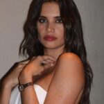 Sara Sampaio Instagram - Reminiscing my covid hair! Lovely night with @bof Hotel Lutetia Paris