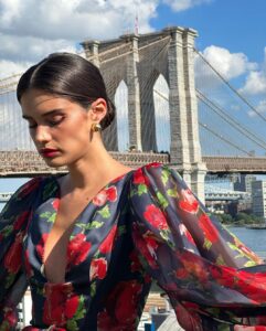 Sara Sampaio Instagram - Had the best stay at the @33seaportnyc I still can believe the view from my room 🥹 33 Seaport Hotel