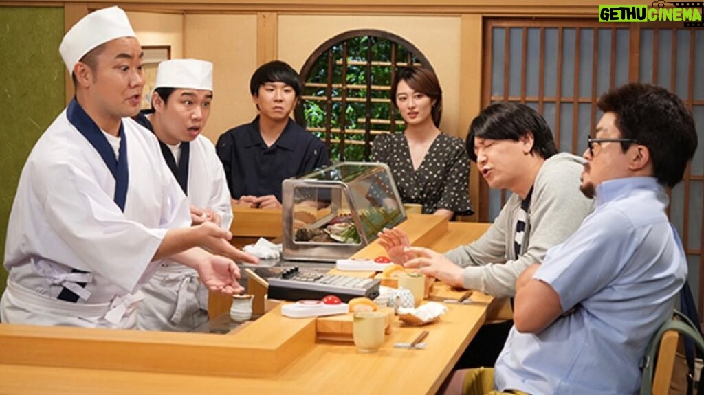 Sara Takatsuki Instagram - 今夜20時〜放送の フジテレビ系「新しいカギ」 に出演致します💁‍♂ 美味しそうな お寿司そっちのけで クイズ作家の、ヤノさんヒダカさんに夢中でした。 是非ご覧下さい🥸 #新しいカギ🔑