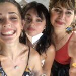 Sara Vidorreta Instagram - MAÑANA @reinadelsurtv en @netflix 🤭!!! Por aquí os dejo un recap de momentos durante las grabaciones muy guays: 1. La última foto que tengo con mi querido @lincpal ✨ 2. Tres hermanas y un moco 😂 3. El detrás de cámaras de una de las secuencias que veréis! 4. Yo feliz. 5. Microfonándome con la llegada de nuestra dire. 6. Grabamos en un pueblo indígena y me enamoré. 7. Descansos muy divertidos con estos locos. 8. Un momento mágico. 9. Claqueta fin LA VAMPI 🥹. • • • • #lareinadelsur #lrds #lrds3 #lrds2 #vampire #lavampi #vampi #rocioaljarafe #saravidorreta #faustino #faustinosanchezgodoy #lincolnpalomeque #isabellasierra #telemundo #netflix #netflixseries #serie #colombia #españa #peru #bolivia #mexico #katedelcastillo #teresamendoza #rodaje #detrasdecamaras Colombia