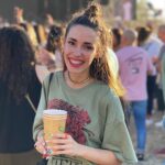 Sara Vidorreta Instagram - Y qué nos quiten lo bailaoooo ✨🎵 ¿quién no ha cantado a grito pelao’ el último video? • • • #festival #festi #verano #ootd #madrid #jardindelasdelicias #marlon #leiva #nilmoliner #danifernandez #cancion #friends #couple #dejaquefluya #summer #canciones #cancionespañola #fiesta #party #night #lrds #lrds2 #lrds3 #lareinadelsur #saravidorreta Jardin de las Delicias