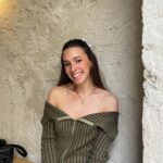 Sara Vidorreta Instagram - mis fotos favs de una mañana de chai latte y buena compañía 🍂☕️🎞️🤎 • #outfitinspo #ootd #madrid #cafeteriasbonitas #aesthetic #brunchmadrid #tumblrgirl Madrid, Spain