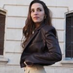 Sara Vidorreta Instagram - Today’s outfit 👀 • • • #outfitoftheday #ootd #outfit #tumblr #tumblrgirl #tumblraesthetic #aesthetic #actriz #lareinadelsur #lrds #lrds3 #saravidorreta #vampire #vampi #inspofashion #bershka #madrid #mexico #colombia #peru #actress #look #todaystyle #todaysoutfit
