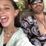 Sara Vidorreta Instagram - Hoy es el último capítulo de @reinadelsurtv en Telemundo, y qué momentos más guays me han venido a la memoria 🥹! Espero que la estéis disfrutando mucho y que echéis mucho de menos a la vampi 🤭 Para lxs que vais tarde, podéis verla también en @netflix ✨🫶🏼 • • • #lareinadelsur #lrds #lrds3 #vampi #serie #netflix #telemundo #colombia #españa #mexico #peru #bolivia #miami #faustinosanchezgodoy #saravidorreta #lincolnpalomeque #katedelcastillo #teresamendoza #ultimocapitulo #rodaje #behindthescenes #detrasdecamaras #makingof Colombia