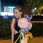 Sara Vidorreta Instagram - Recap de una noche mágica 🥹✨ • • • #tumblr #tumblrgirl #tumblraesthetic #madrid #aesthetic #streetphotography #streetstyle #ootd #outfitoftheday #outfitinspiration #lareinadelsur #lrds #vampire #vampi #saravidorreta #portrait #portraitphotography #españa #look #netflix #actriz #actress #diormakeup #dior #diorbeauty Madrid, Spain