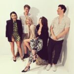 Sarah Grey Instagram - They’re pretty alright 🖤 #comiccon2019 #theorder