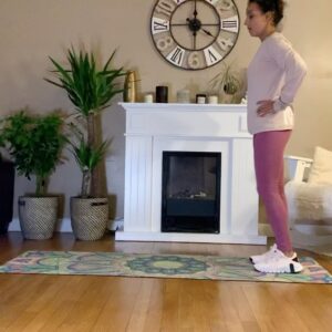 Sarah Ourahmoune Instagram - Hello à tous !
Je vous partage une petite séance faite hier soir. Si vous avez le courage, faites-la demain matin avant d’attaquer la journée !

Vous êtes plutôt ?
🌞sport le matin
🌚 sport le soir

Sinon je suis super contente… aujourd’hui j’ai pu recourir 6 mois après la rupture de mon tendon d’Achille. C’était pour @imagineformargo_officiel l’association dont j’ai la fierté d’être la marraine. Une association qui récolte des fonds pour financer la recherche sur les cancers pédiatriques.
Le cancer est la 1ere cause de mortalité chez les enfants de plus d’un an en France et en Europe !
J’ai lancé une collector te donc si vous voulez soutenir à mes côtés, écrivez-moi pour avoir le lien ! 🦋

Bonne soirée à tous !