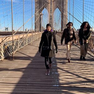 Sarah Ourahmoune Instagram - 112.6km
C’est la distance que nous avons parcouru pendant ces 5 jours à New York. On a fait la ville de long en large.
Des moments chouettes et de très belles rencontres…

Je ne sais pas pour vous, mais moi, les voyages nourrissent chez moi de nouvelles envies, de nouveaux projets.

Je rentre rechargée à bloc ! 🌹

Vous connaissez la ville ? Vous aimez ? Vous avez envie d’y aller ? 

#newyork #voyage #usa