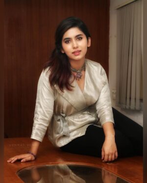 Saras Menon Instagram - Silver linings playbook🪩 Asvins Press Meet :) 
Styled by @blushbynamitha 
Wearing @sameenasofficial 
Jewellery @rimliboutique 
Make up @blushbynamitha 
📸- first two @venkat_venki_
📸 - third - @karthikakphotography

Also featuring my lovelies @vimraman - such an acclaimed artist but still so humble and encouraging, always learn so much from you :) also  @muralidarans  and @ivijaysiddharth ✨ y’all are the sweetest😇