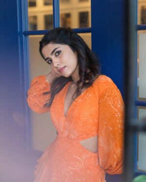 Saras Menon Instagram - Saraswati @sarasmenon is an actor, writer and independent artist based out of Chennai. She was most recently seen in the Tamil psychological horror thriller ‘Asvins.’ She believes art is inter-disciplinary and uses one form to inform the other with regard to her body of work.

EVENT - @confettipopup 

OUTFIT- @ankitadharman 

PHOTOGRAPHY- @made.in.mono 

HAIR & MAKEUP - @vurvesalon @vurvemakeupcouture 

ACCESSORIES- @nekhi_india 

LOCATION COURTESY - @radioroomchennai @brokenbridgecafebyradioroom 

PUBLICITY - @strikrintegrated 

Date - 20th October2023
Venue - Park Hyatt, Guindy, Chennai
Time - 10am - 7pm