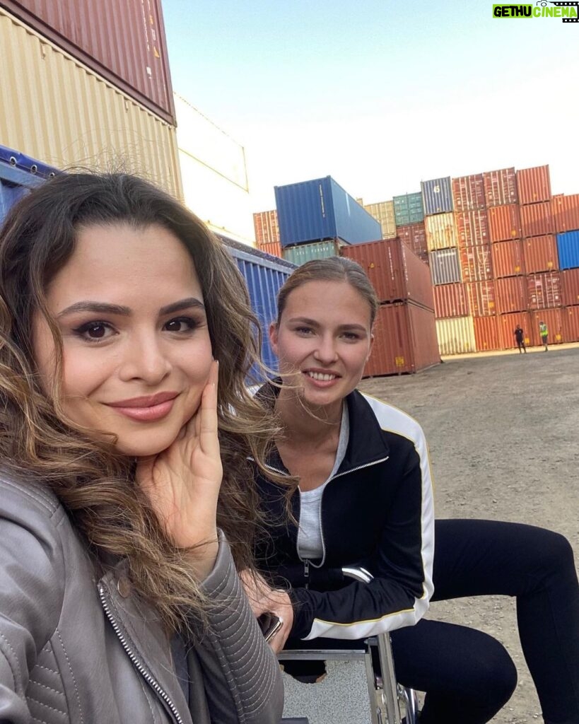 Sasha Clements Instagram - Who is she?!😂 Thank you everyone who watched @ncisla! Coming in as a guest star can feel like being the new kid in school but the cast and crew were SO welcoming! Such a fun set and an honor getting to work with and learn from the experts! Swipe for some bts of Katya’s downfall 🫣