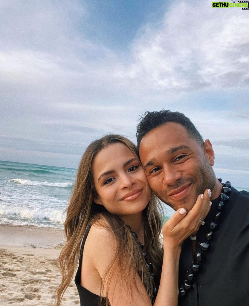 Sasha Clements Instagram - Finally getting the hang of the Shaka sign! Corbin said I’ve been holding it up too high making it look like I was saying “call me!” 🤦🏻‍♀️ Anyway here’s us at @germainesluau which was a beautiful way to celebrate the end of our Hawaii shoot❤️ Mahalo for having us! 🤙🏼 Germaine's Luau and Special Events