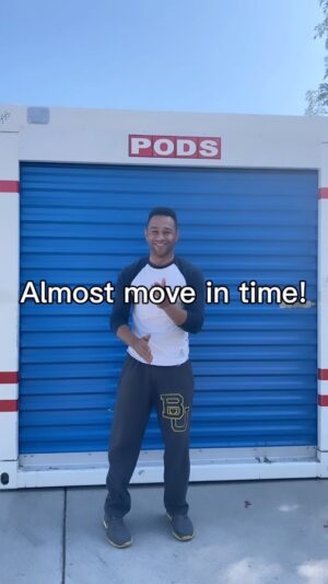 Sasha Clements Instagram - @podsofficial It’s as easy as that! And we can access our belongings whenever we want at their secure storage facility! We’re so close to moving in! We’ll be unloading in no time! #whatmovesyou #podspartner #ad