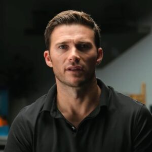 Scott Eastwood Instagram - I don’t usually talk about laundry,  but when I do it’s in a 1980’s PSA campaign. 

Fielding a lot of DMs from your wives…….. 🤷‍♂️ 

@laundrysauce sauce is 🔥 🔥 🔥  Just be warned once you try it, you’ll never go back.