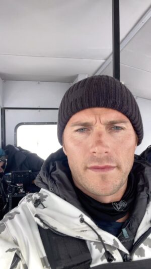 Scott Eastwood Instagram - Little bit of those Canadian Rockies to make you feel small on this planet.  Making movies 🎥. @kari.skogland  #Wind River 2
