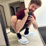 Seán McLoughlin Instagram – Rate my squat out of 10!
We launched slippers with Cloak. Get them now to be able to squat this deep