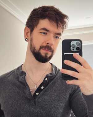 Seán McLoughlin Instagram - Hi! 👋🏻