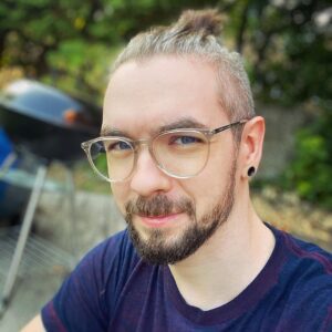 Seán McLoughlin Instagram - 🤓