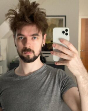 Seán McLoughlin Instagram - Quarantine’s going great btw