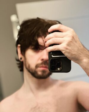 Seán McLoughlin Instagram - Hi
