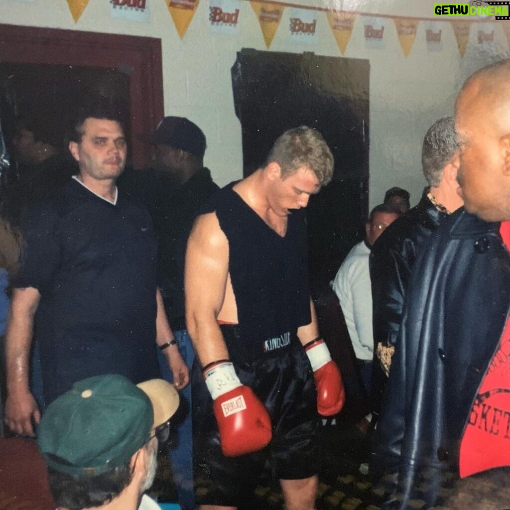 Sean Carrigan Instagram - Carrigan-land, back in the day. #EmeraldBoxingClub