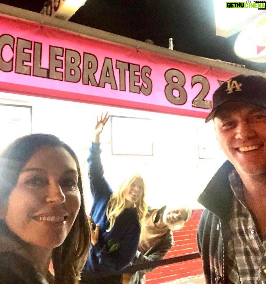 Sean Carrigan Instagram - @pinkshotdogs Love this crew. Great night. @christianjleblanc @therealstafford @finolafilona #Comedy #DaveChappelle