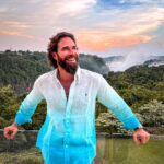 Sebastián Rulli Instagram – Detrás de cada sonrisa, hay una historia, un viaje y un montón de lecciones aprendidas!! 
#happysunday #smile #quebonitoeslobonito #cataratas Cataratas del Iguazu, Argentina