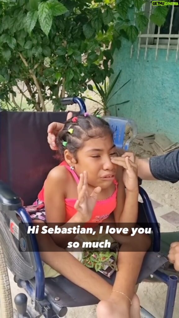 Sebastián Yatra Instagram - If you don’t believe in miracles anymore.. please take a few minutes to watch Paolas story🥹 as a baby she was abandoned literally in the trash. Her new mom (in the video) quickly adopted her. They are inseparable. Paolas dream has always been to meet Sebastian Yatra but when her home burned down a few months ago that quickly changed. I want to thank my brother @sebastianyatra for being one of the most selfless artists I’ve ever come to know. For caring about his fans like no other. I wish his actions inspire his fans and fellow artists to share similar miracles with their loved ones, fans, neighbors etc. I want to thank @ricardo.martins58 for doing ALL of the work on the ground in Venezuela to make this happen and last of all thank all of my AMAZING subscribers at @murphslife for allowing me to fund these miracles every single week. . . . #venezuela #sebastianyatra #murphslife #compassion #amor