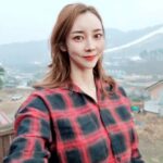 Seo Yeong Instagram - 작품할때는 몸관리하기가 어렵고 살이 잘 안빠져서 한달내내 물만 먹고 촬영한적도 있었는데 육아는 아주 잘챙겨먹어도 저절로 다이어트가 팍팍 되는중😬 #소이는포동포동 #엄마는비실비실 #진정제일어려운것이육아다 #촬영은며칠밤새도끝이라도있지 #여보난그만복귀할게 #날놓아줘 #별도보임 #피융피융 #awosomemoments❤️ Jisan Forest Ski Resort, 지산포레스트리조