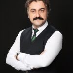 Serdar Çakmak Instagram - Yaprak sıkılmıştı ağaçtan Sonbahar bahaneydi 😉 Türkiye