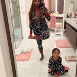 Serena Williams Instagram – Nighttime shenanigans with Olympia
@olympiaohanian