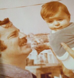Serhan Süsler Instagram - Baba ve oğul.1979’dan bir kare.