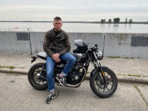 Serhii Filimonov Instagram - Кайф 🤤
#triumph #streetcup #boneville  #филя #гонор