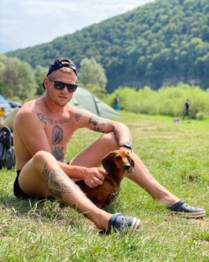 Serhii Filimonov Instagram - 🌊⛺️🌞