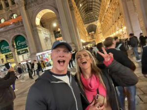 Session Moth Martina Instagram - Making unbelievable memories with the people I started it all with 🍀💚🇮🇹🍻