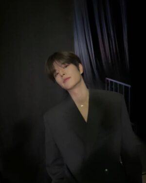 Seungmin Instagram - 🖤