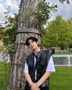 Seungmin Instagram - Moment of Lollapalooza🥖
