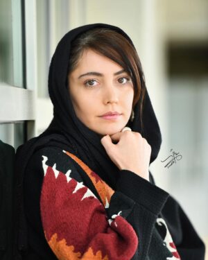 Shabnam Ghorbani Instagram - عکس از سروش منوچهری 

@soroushmn_ 

#تمساح_خونی