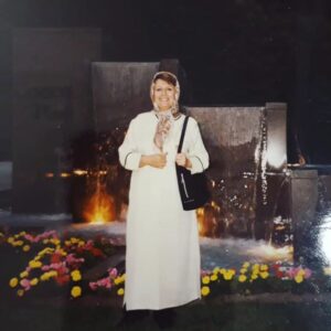Shahin Taslimi Instagram - این عکس مربوط میشه به سال 2000
در کانادا.
دیدن بعضی از عکسهای قدیمی حال ادمو خوب میکنه.
امیدوارم حال دلتون همیشه خوب و عالی باشه🙏❤️💫
#سفر  #خاطره  #عکس  #حال_خوب  #شهین_تسلیمی