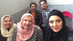 Shahin Taslimi Instagram - منتظر یک سریال جذاب و پر مخاطب به اسم ازادی مشروط به کارگردانی اقای مسعود ده نمکی  باشین.
#شهین_تسلیمی  #ژاله_درستکار  #حسین رفیعی  #سروش جمشیدی #هلیا_امامی  #ساغی زینتی